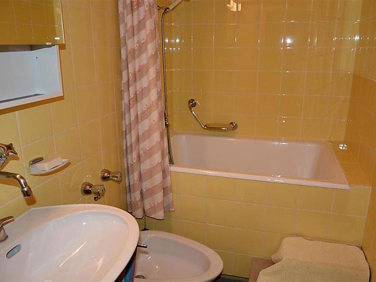 Photo of Bathroom in Zweisimmen Nr Gstaad
