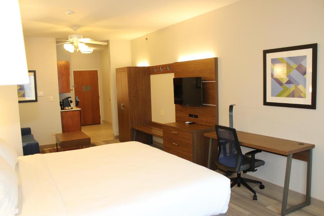 Photo of Bedroom in South Arlington