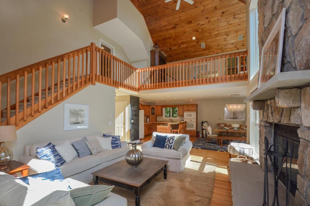 Photo of Livingroom in Blakeslee