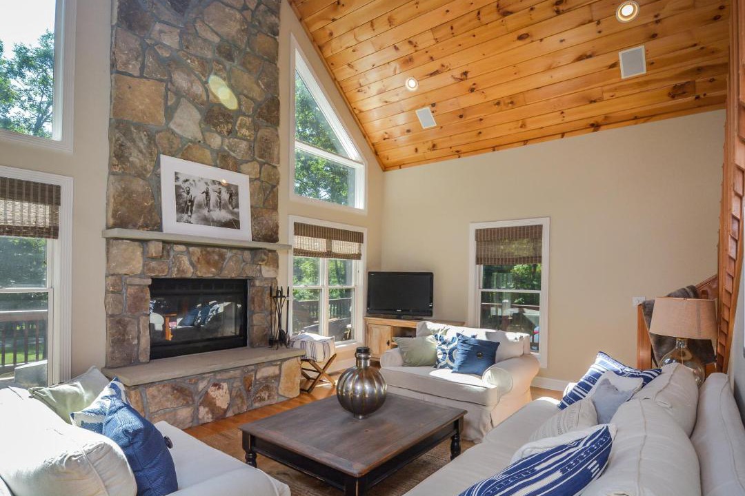 Photo of Livingroom in Blakeslee
