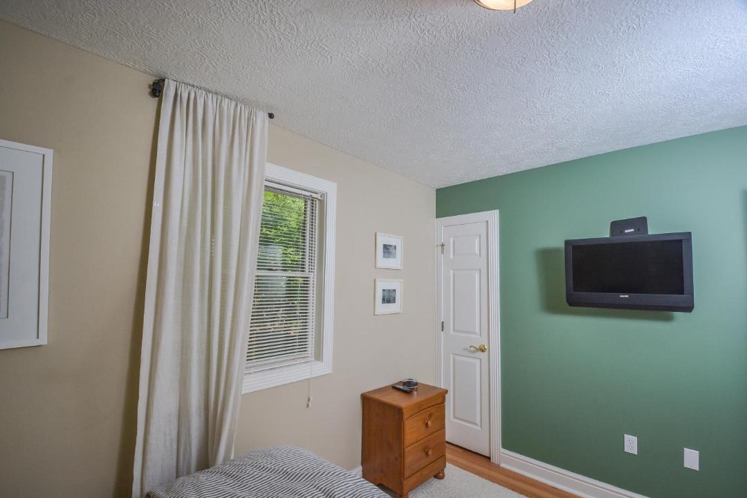 Photo of Bedroom in Blakeslee