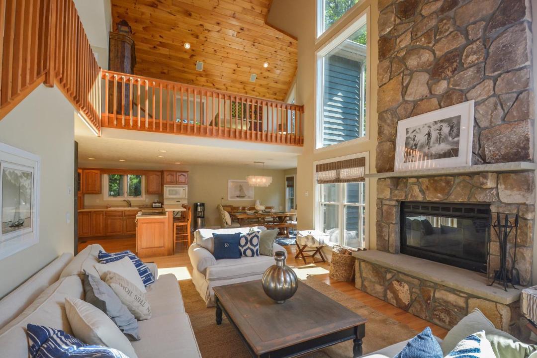 Photo of Livingroom in Blakeslee