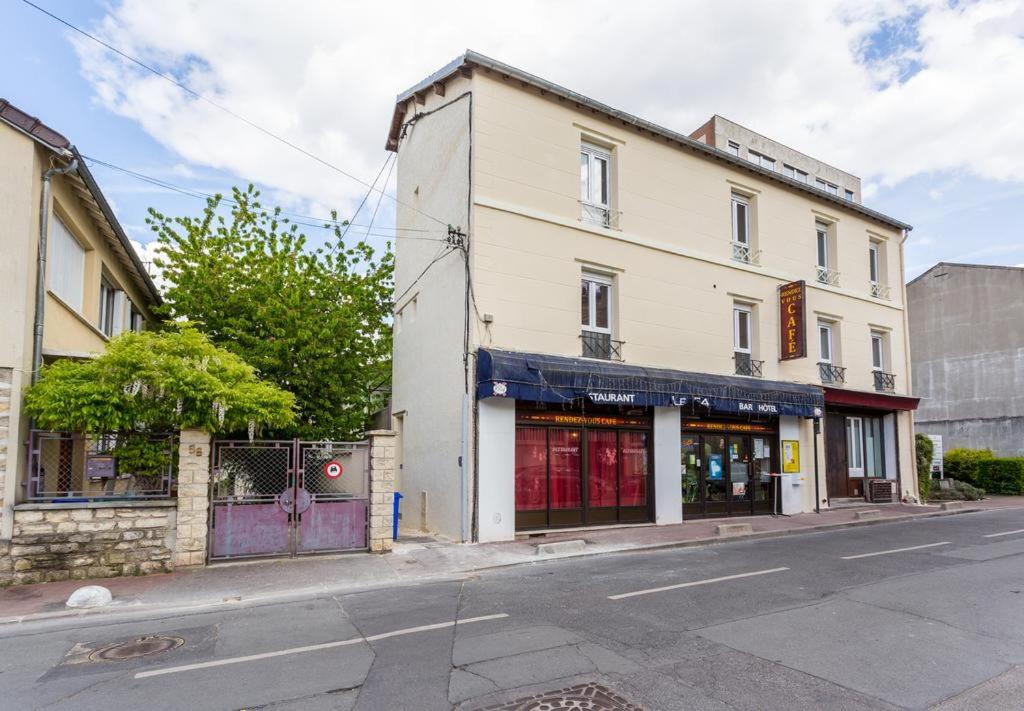 Photo of Buildings in Malakoff