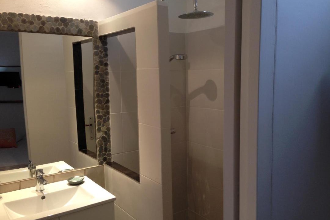 Photo of Bathroom in Ramatuelle