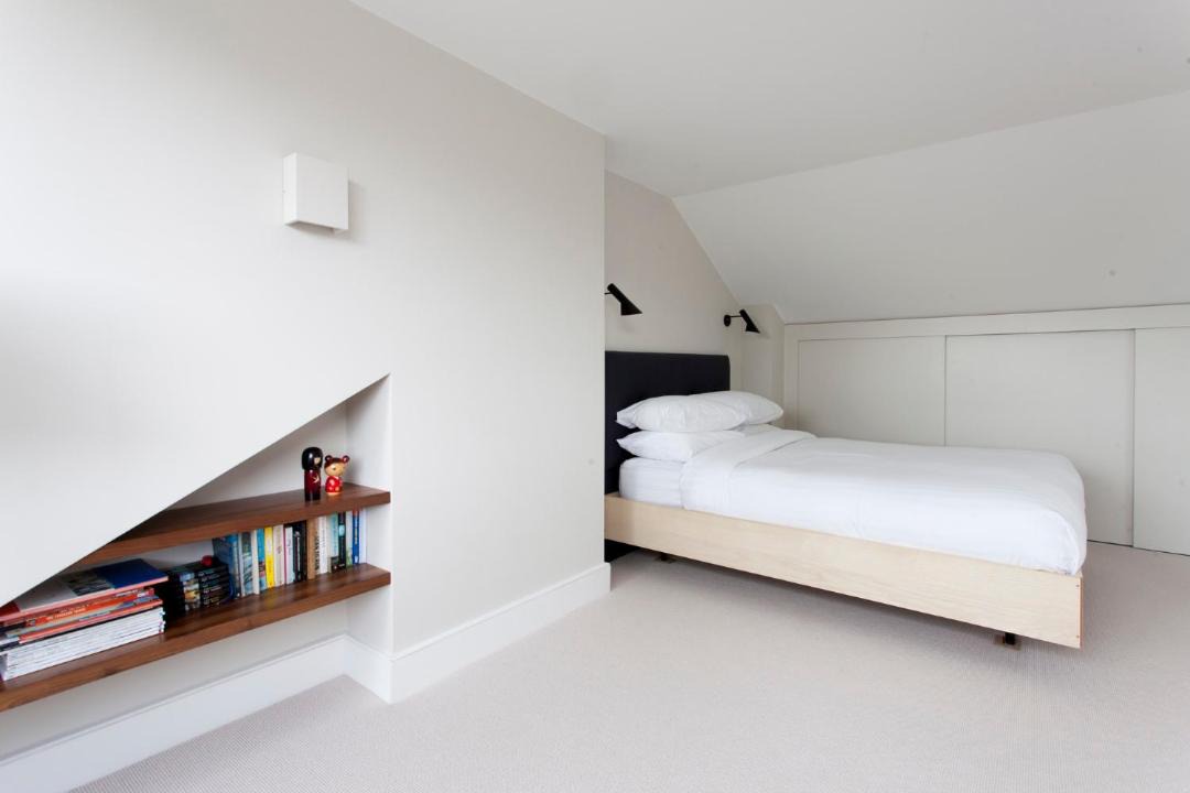Photo of Bedroom in Highbury