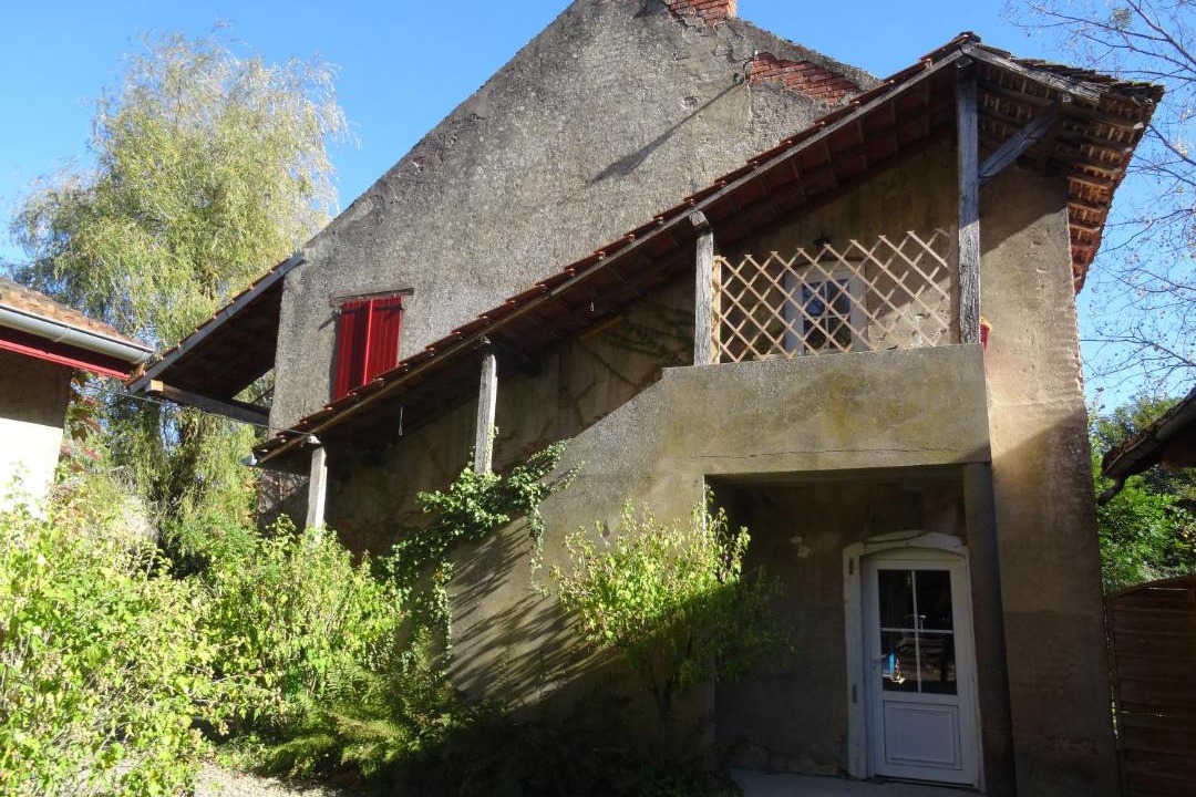 Photo of Buildings in Saint-Bonnet-en-Bresse