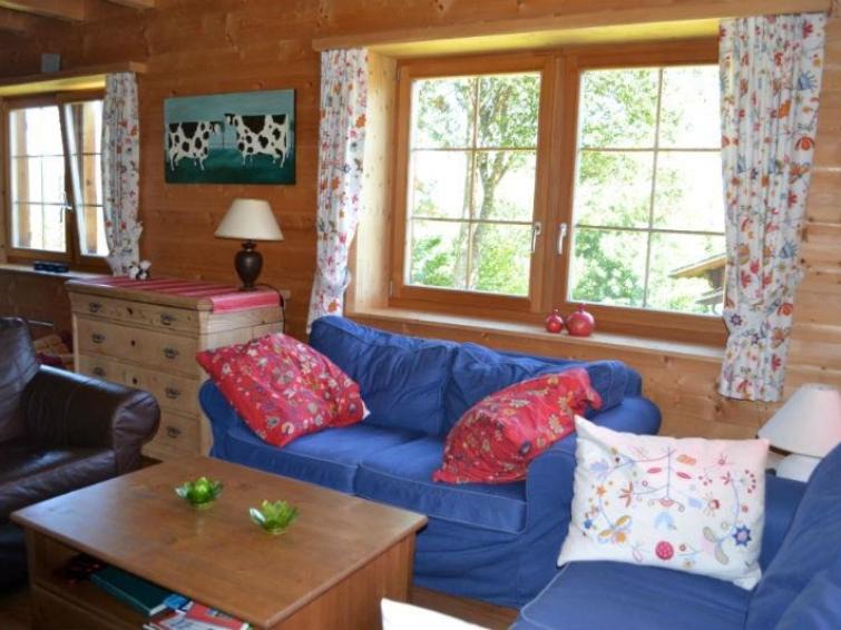Photo of Livingroom in Tavanasa