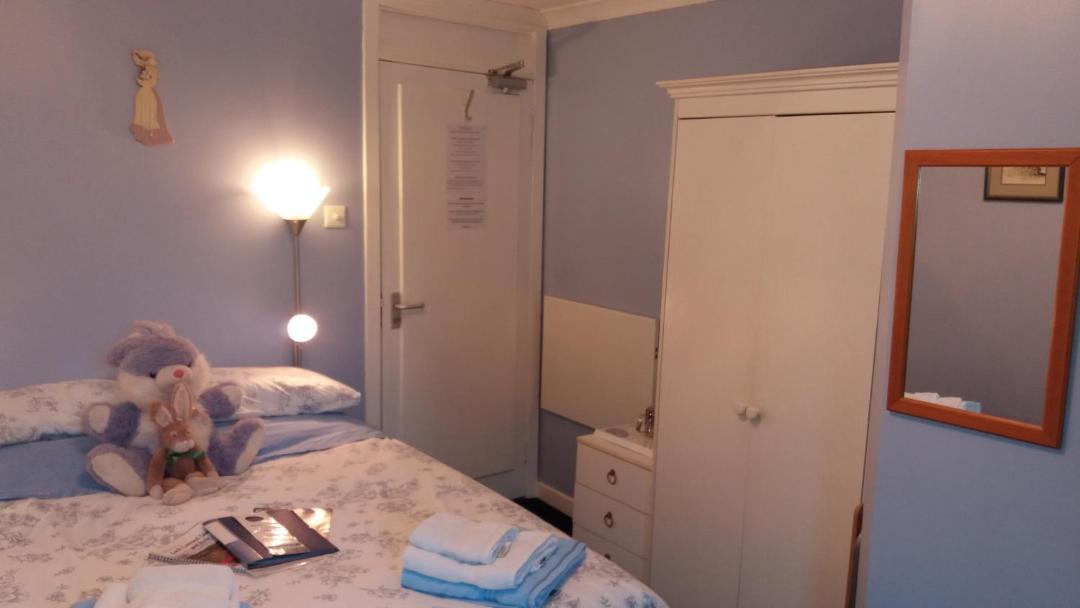 Photo of Bedroom in Alexandria