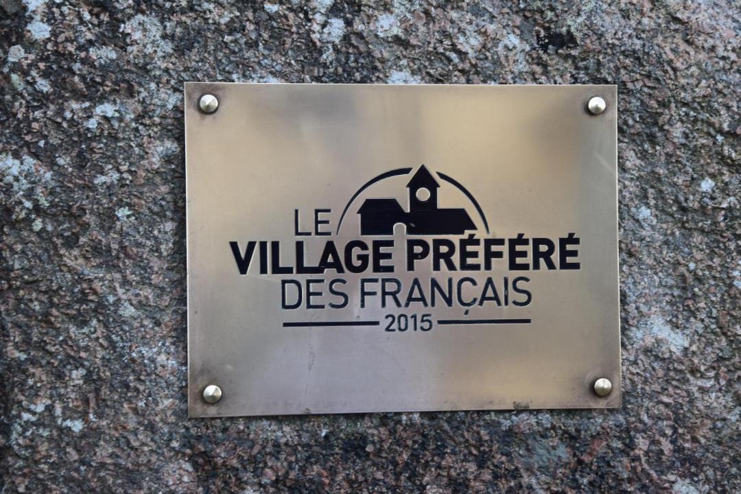 Photo of Others in Cite