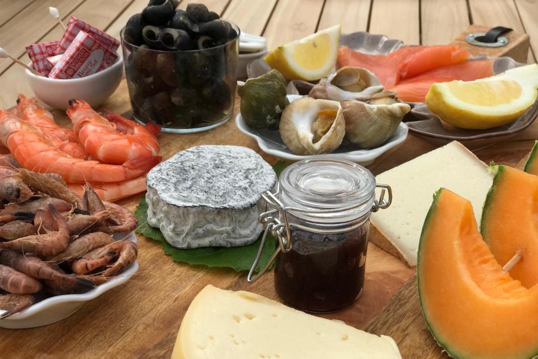 Photo of Others in Cite