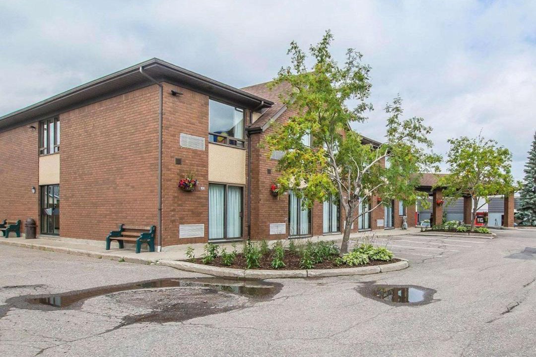 Photo of Others in Alma