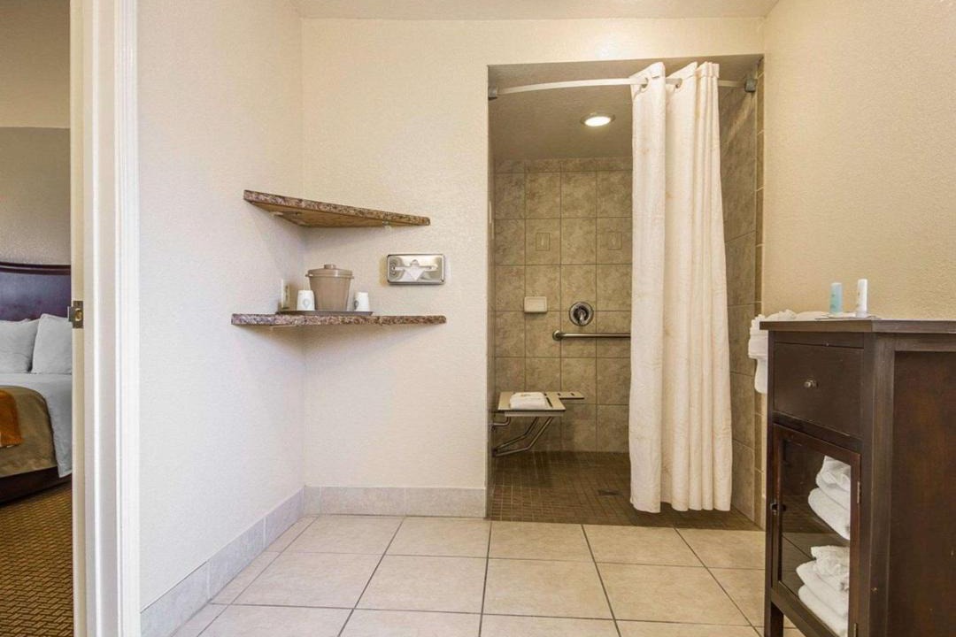 Photo of Bathroom in North Fremont Street