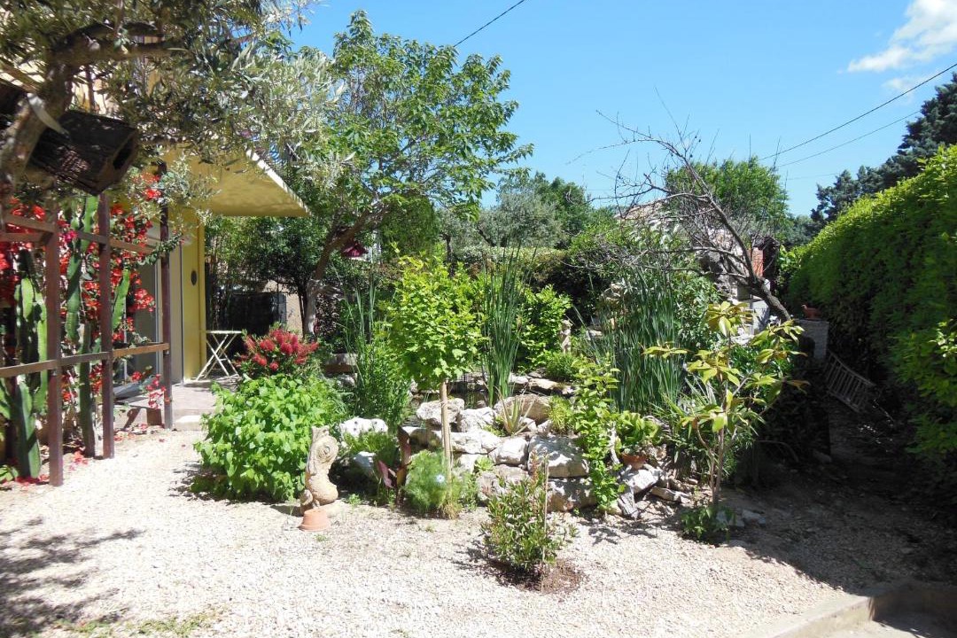 Photo of Others in Ledenon