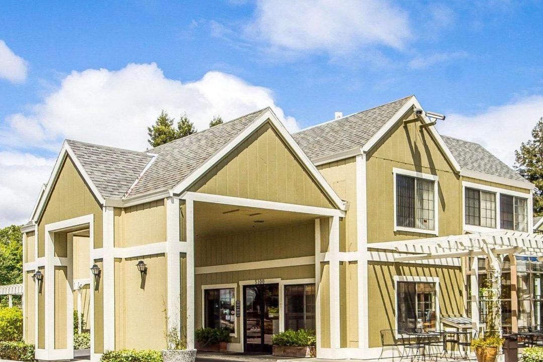 Photo of Others in Petaluma