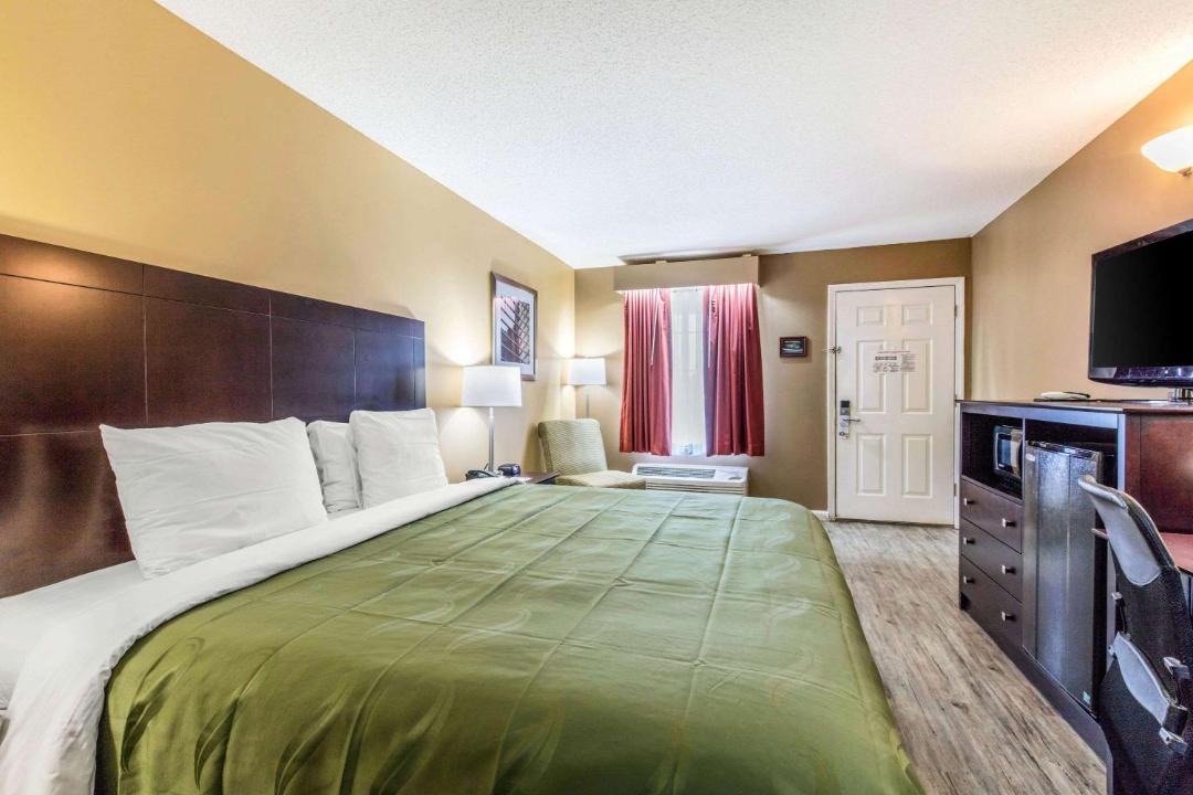 Photo of Bedroom in Bessemer