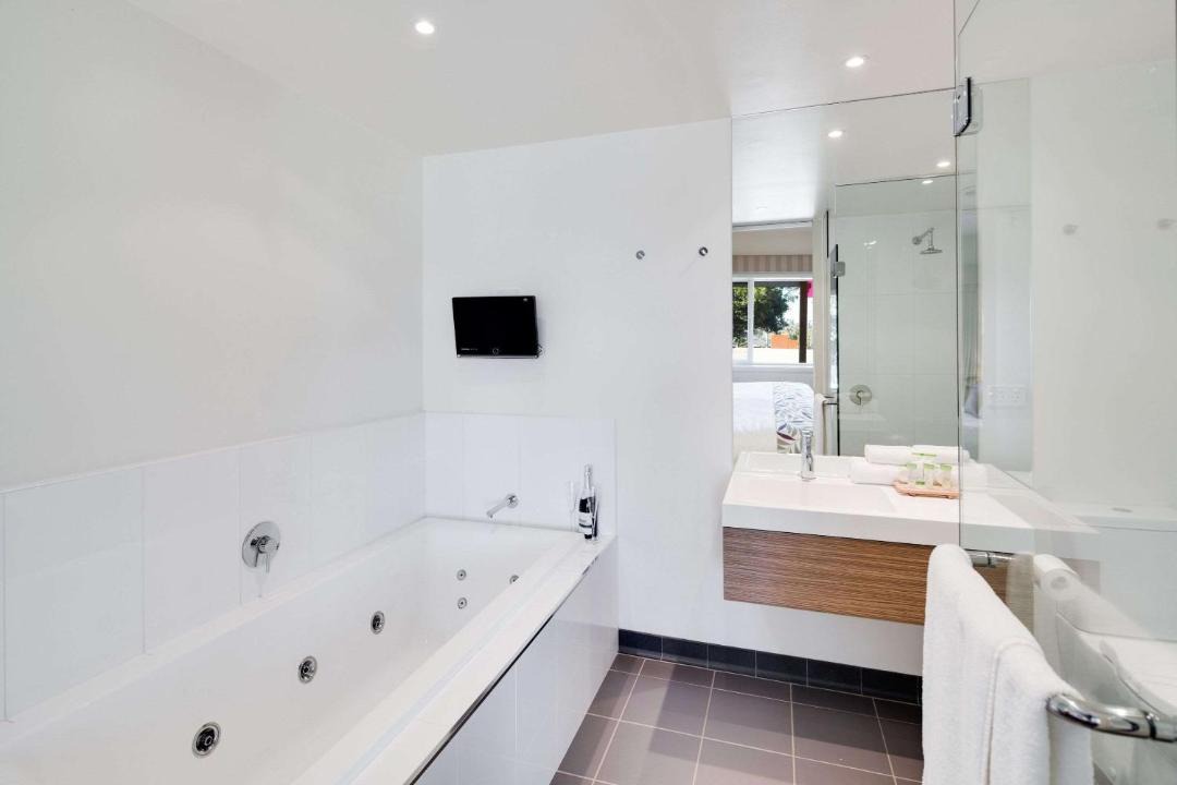 Photo of Others in Drouin