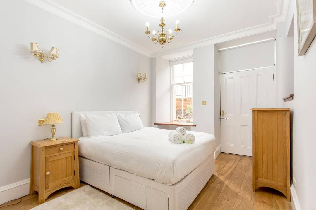 Photo of Others in Kelvinbridge