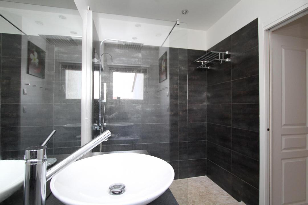 Photo of Bathroom in La Cote Radieuse