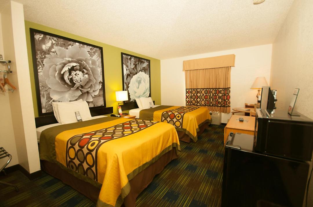 Photo of Others in Corydon