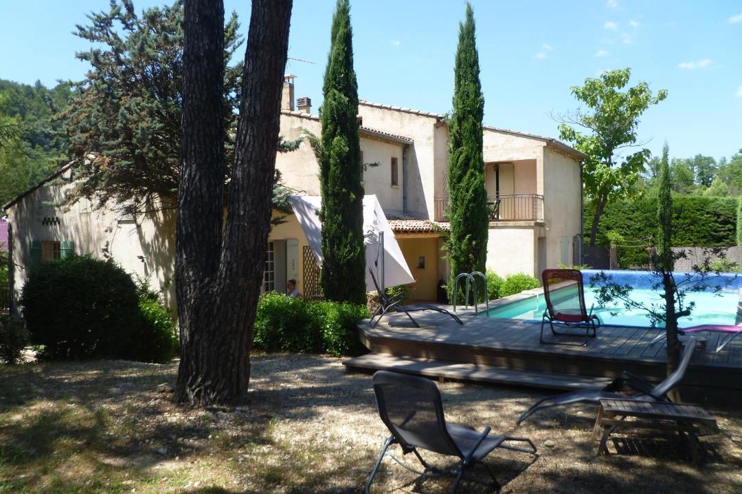 Photo of Others in Lumiere