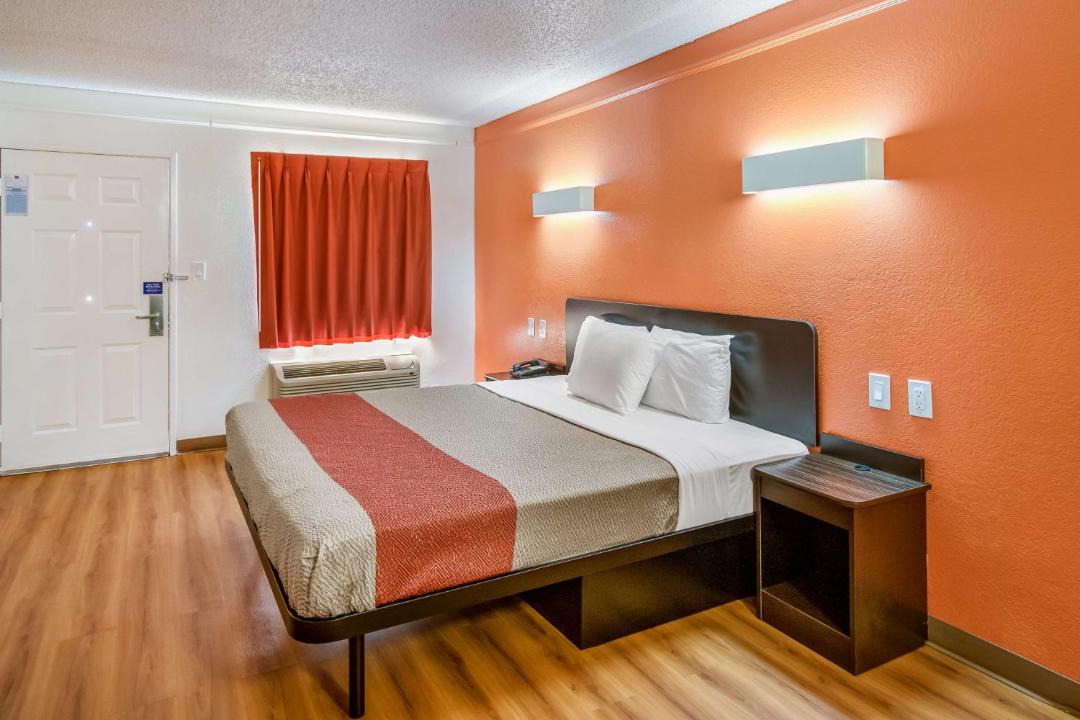 Photo of Bedroom in Euless