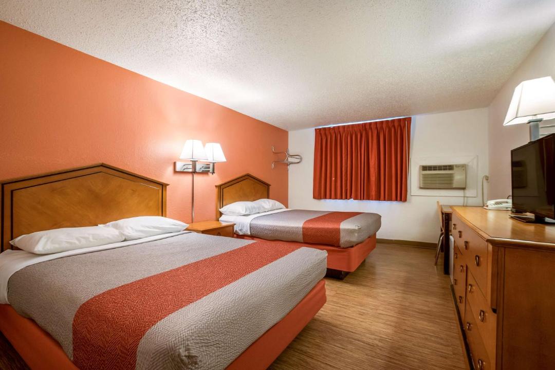 Photo of Bedroom in Albert Lea