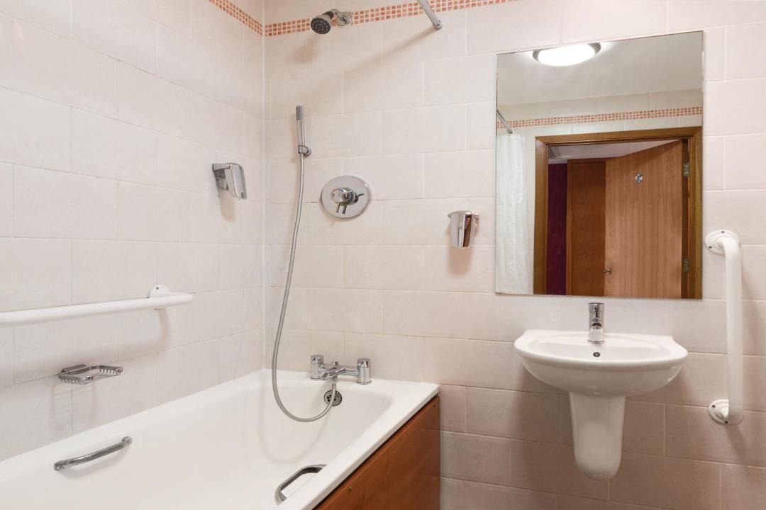 Photo of Bathroom in South Ruislip