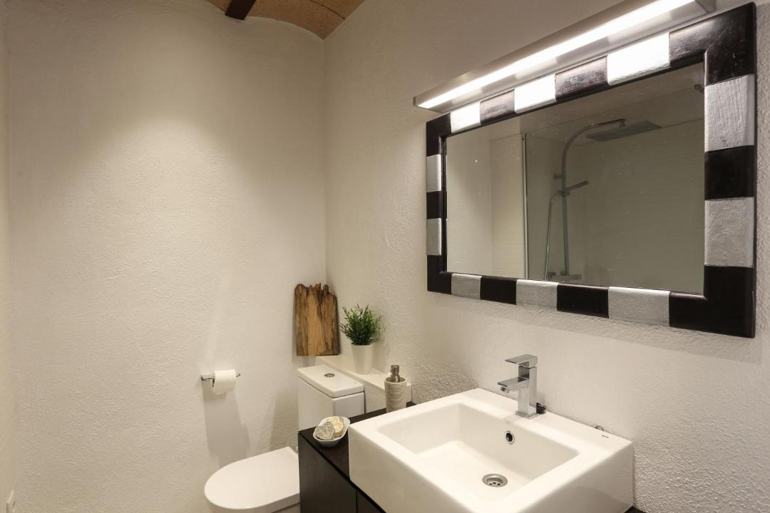 Photo of Bathroom in Dorria