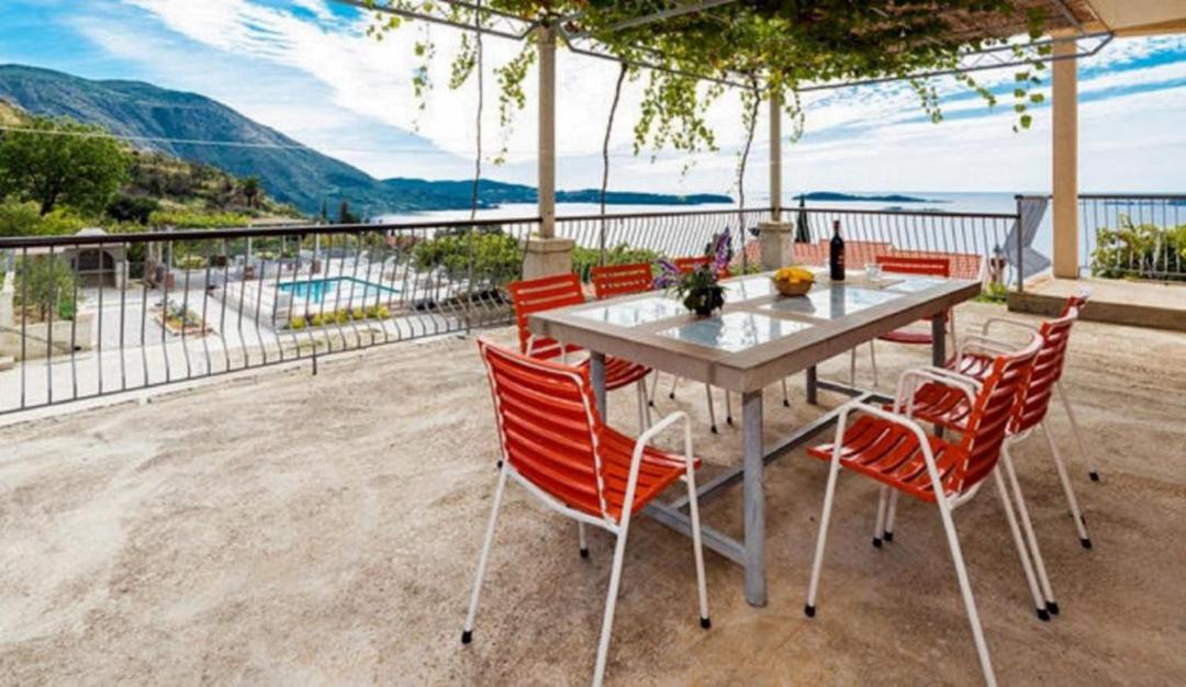 Photo of Patio Balcony in Zavrelje