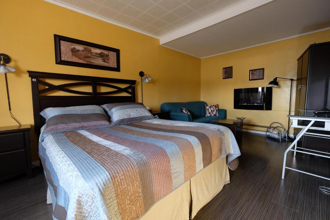 Photo of Bedroom in Cap de la Madeleine