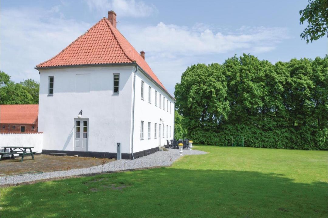 Photo of Others in Hojslev