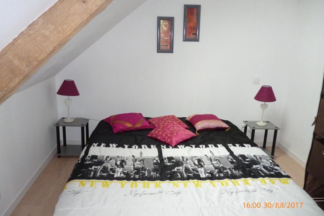 Photo of Bedroom in Chateau-Malo
