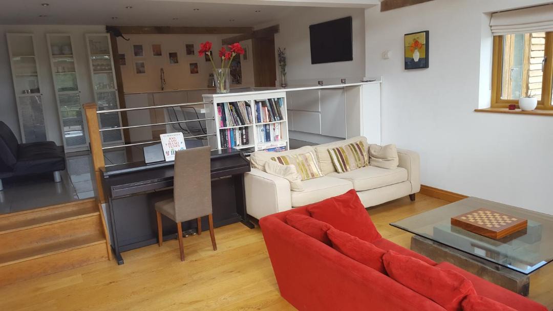 Photo of Livingroom in Haslemere