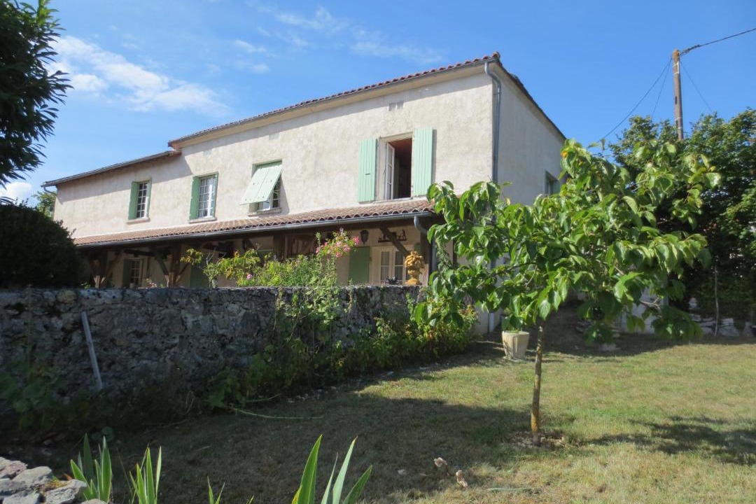 Photo of Others in Cercles