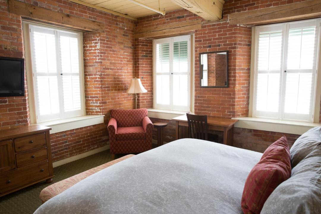 Photo of Others in Claremont