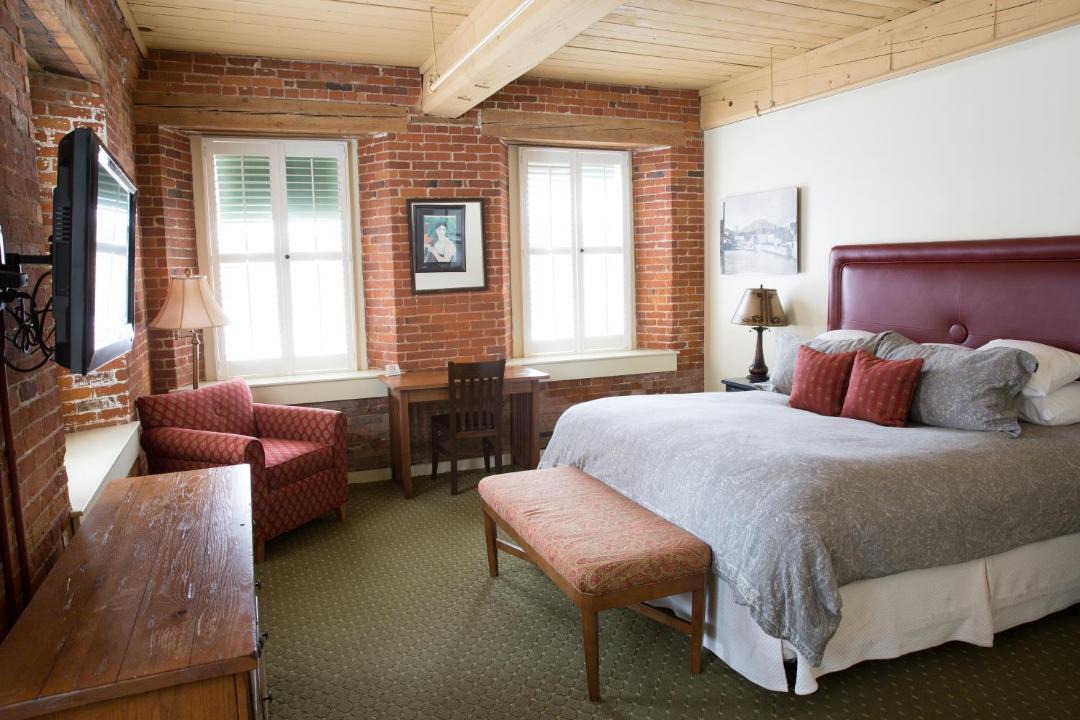 Photo of Others in Claremont