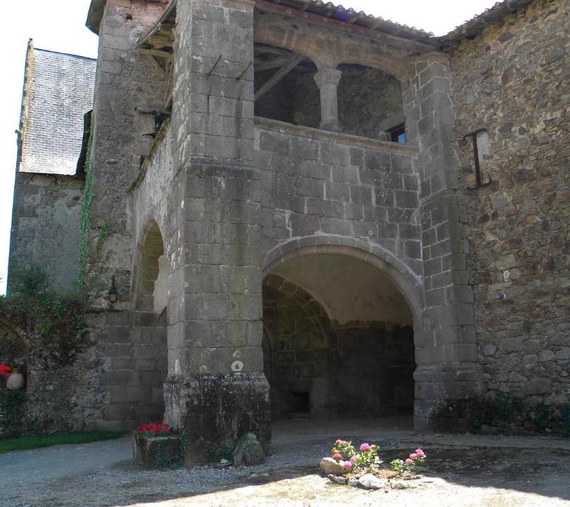 Photo of Others in Mauleon