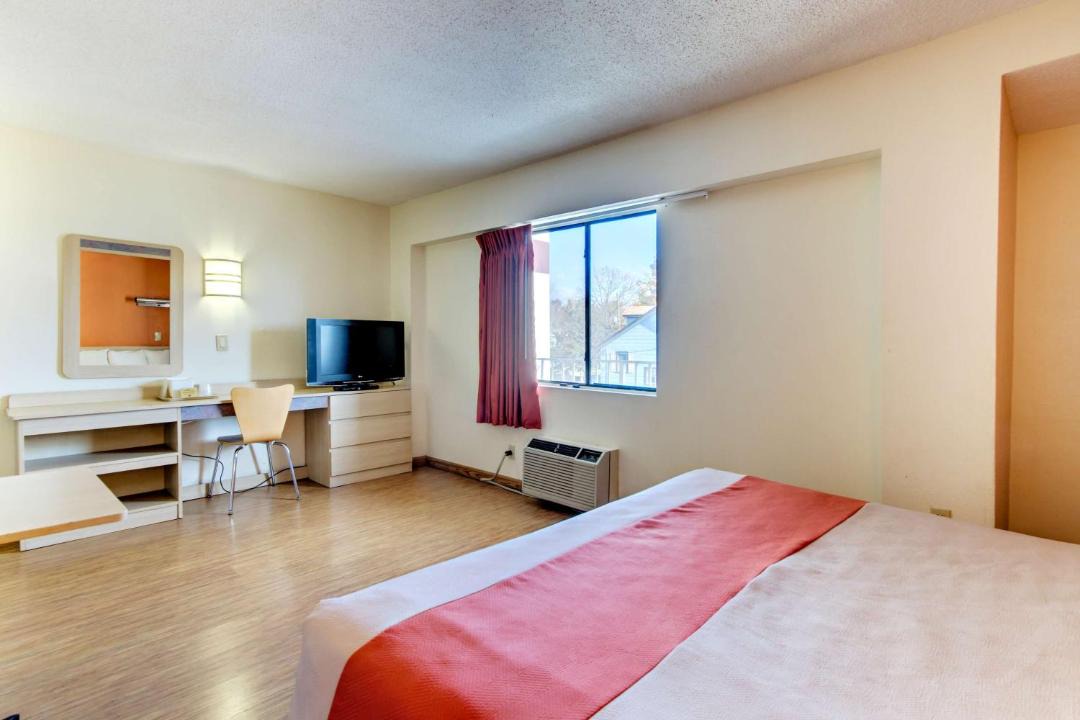 Photo of Bedroom in Takoma