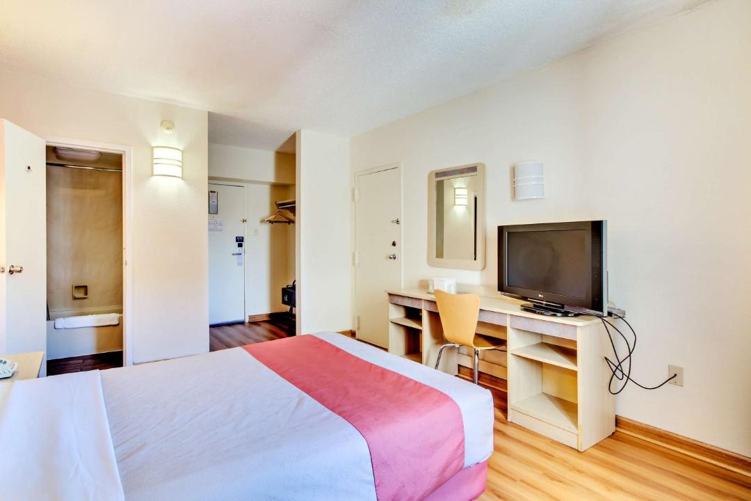 Photo of Bedroom in Takoma