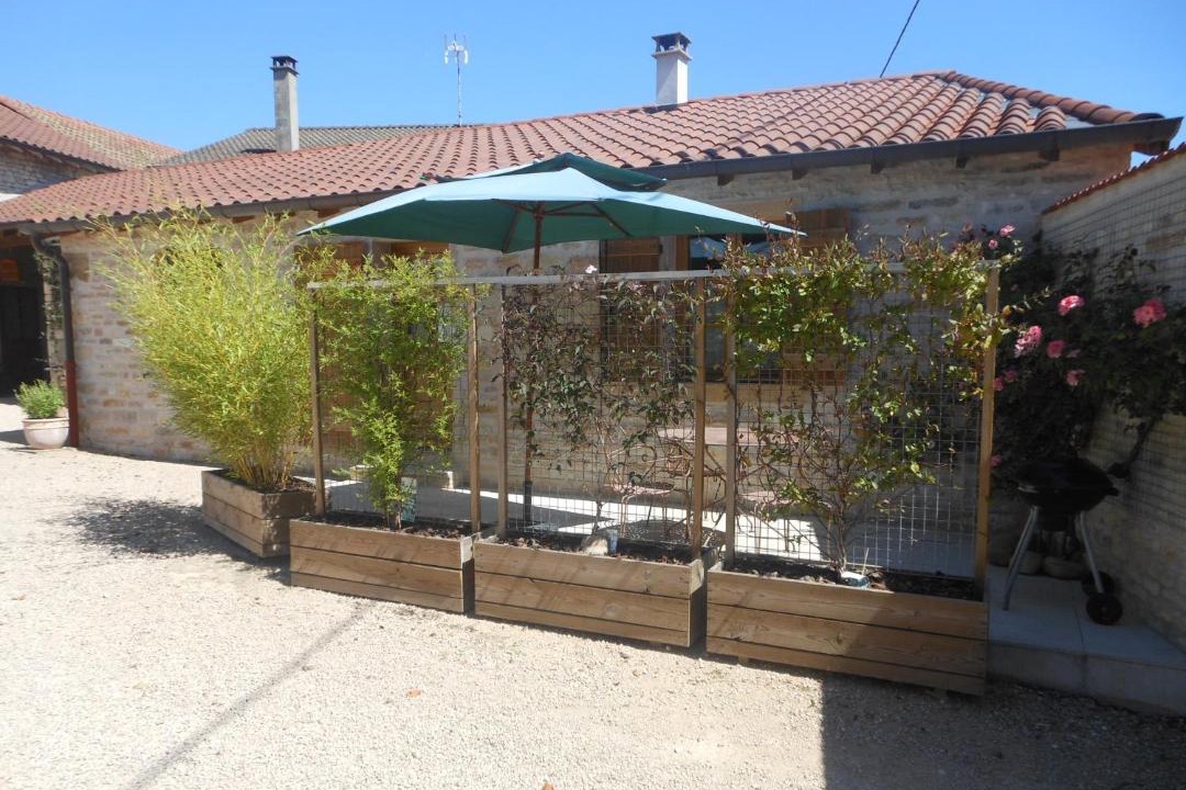 Photo of Others in Vire