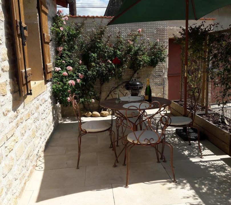 Photo of Others in Vire