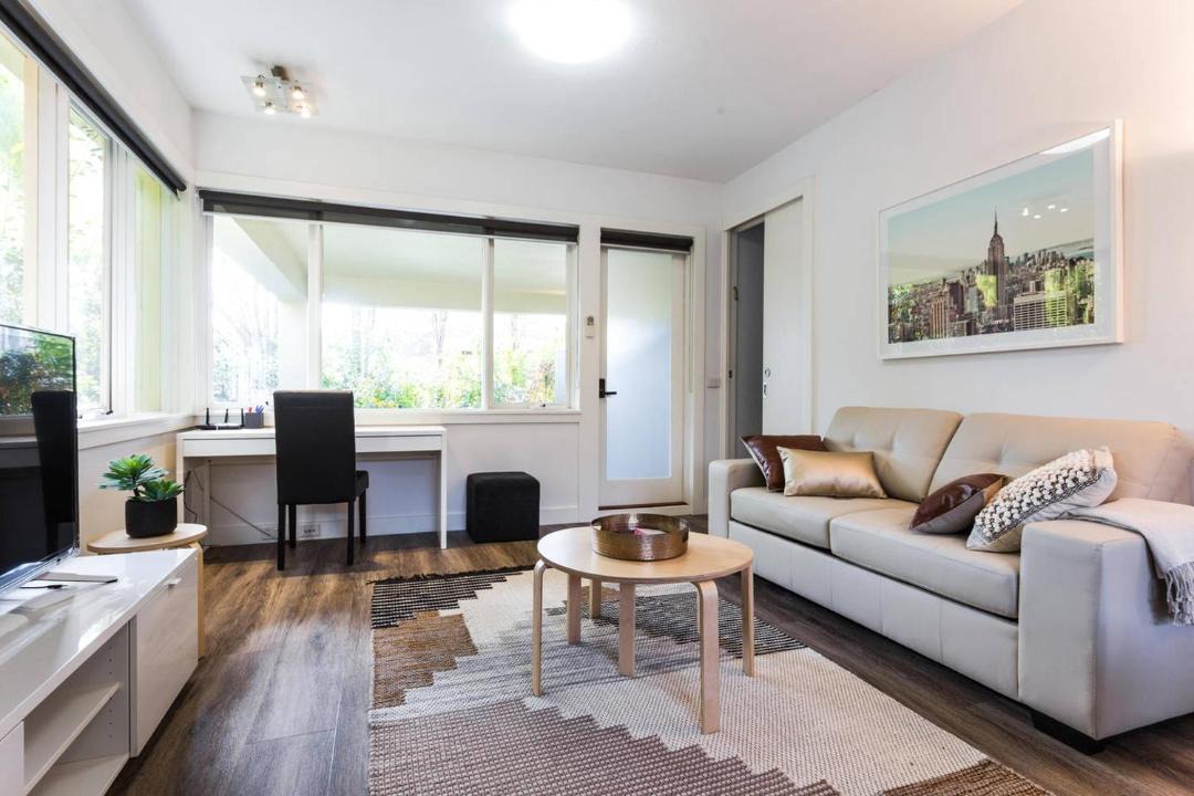 Photo of Livingroom in St. Kilda East