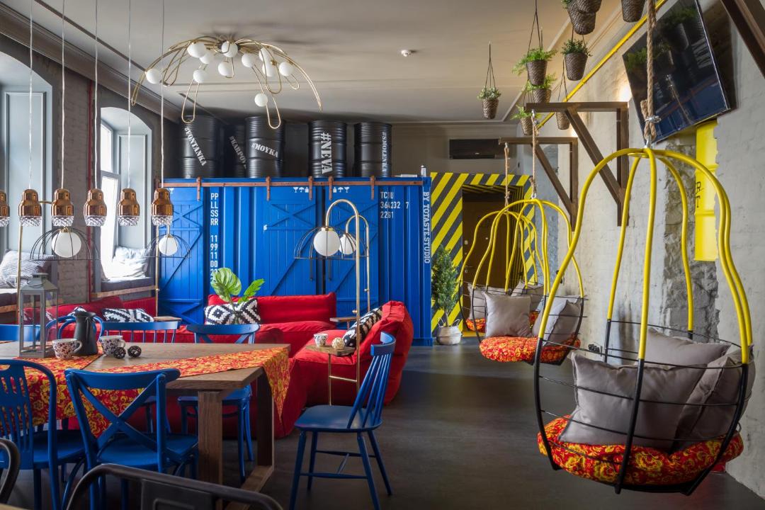 Photo of Others in Nevsky Prospekt