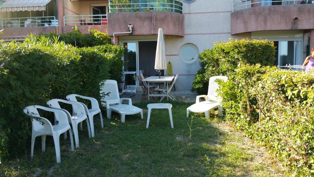 Photo of Buildings in Bastide Giraud