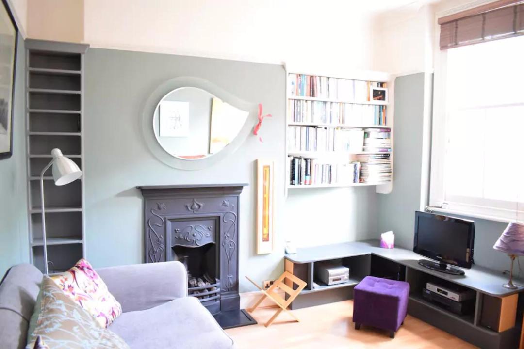 Photo of Livingroom in Askew