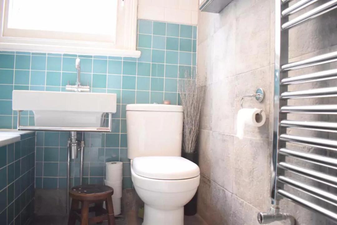 Photo of Bathroom in Askew