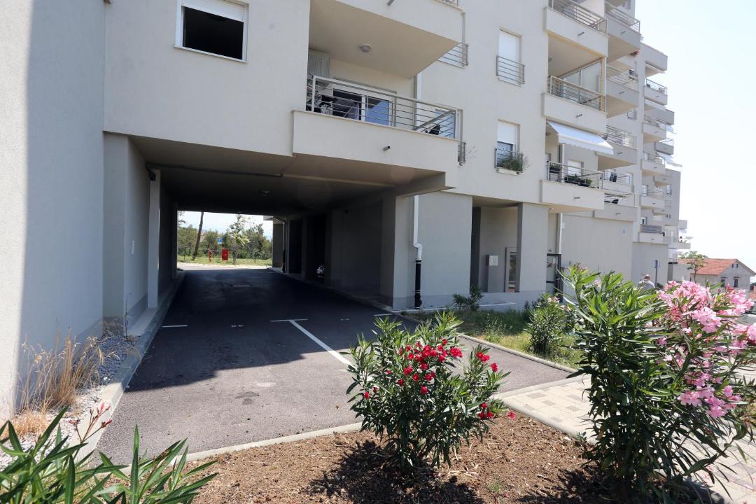 Photo of Buildings in Sarsoni
