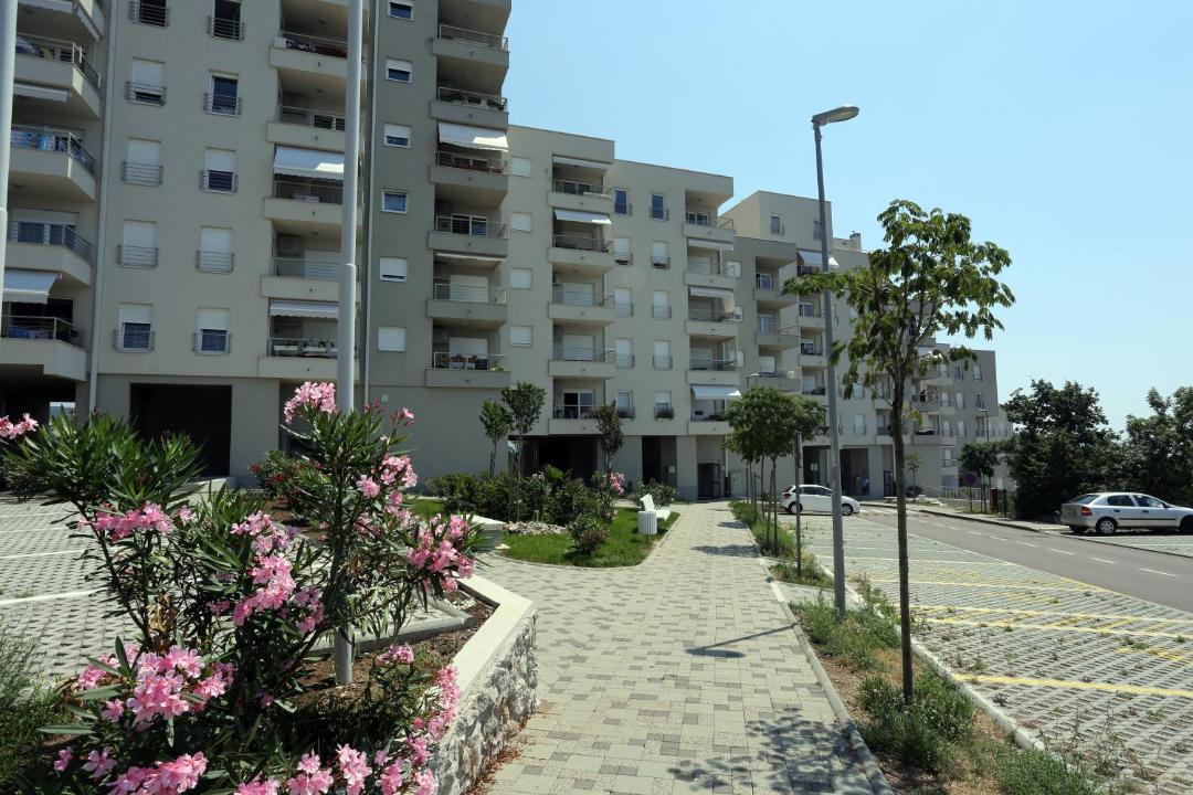 Photo of Buildings in Sarsoni
