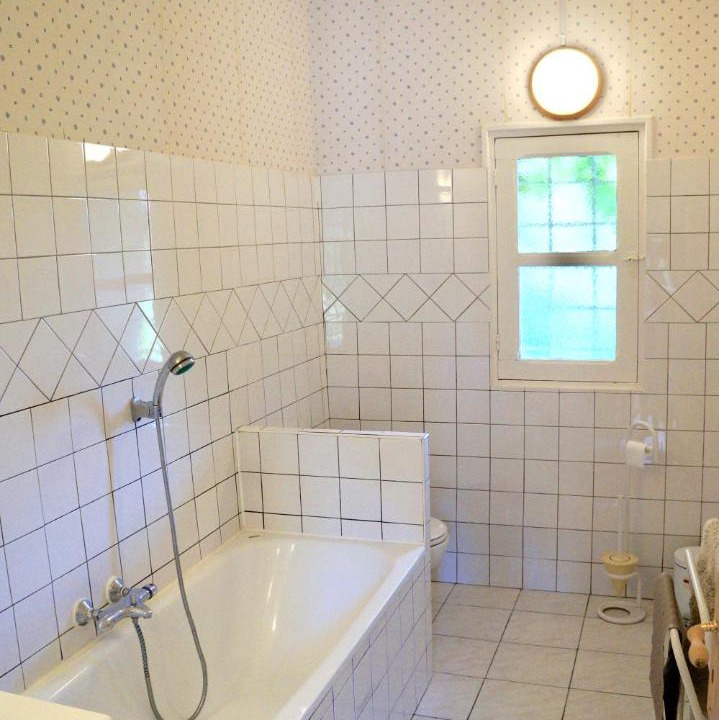 Photo of Bathroom in Genille