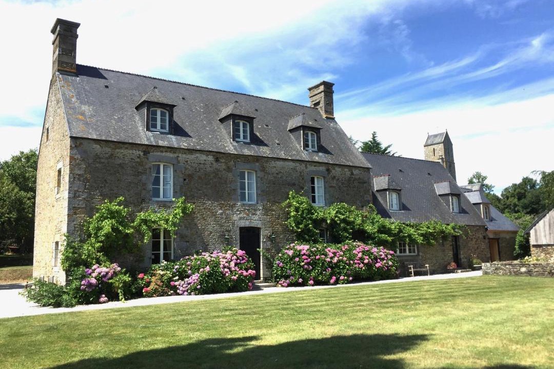 Photo of Others in Dragey-Ronthon